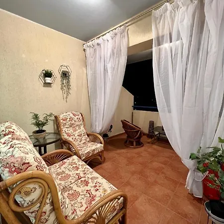 بيت شباب Carisa
