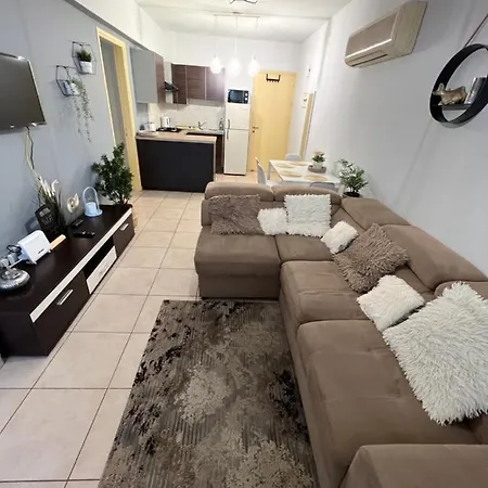 Carisa Hostel Larnaka