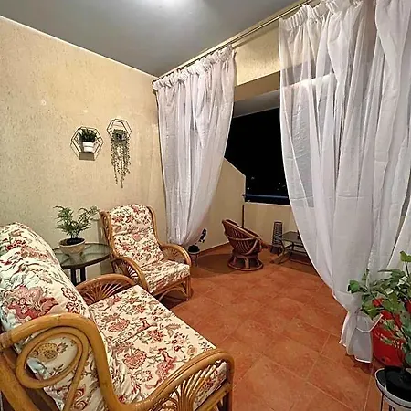 Carisa Hostel