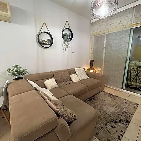 Hostel Carisa